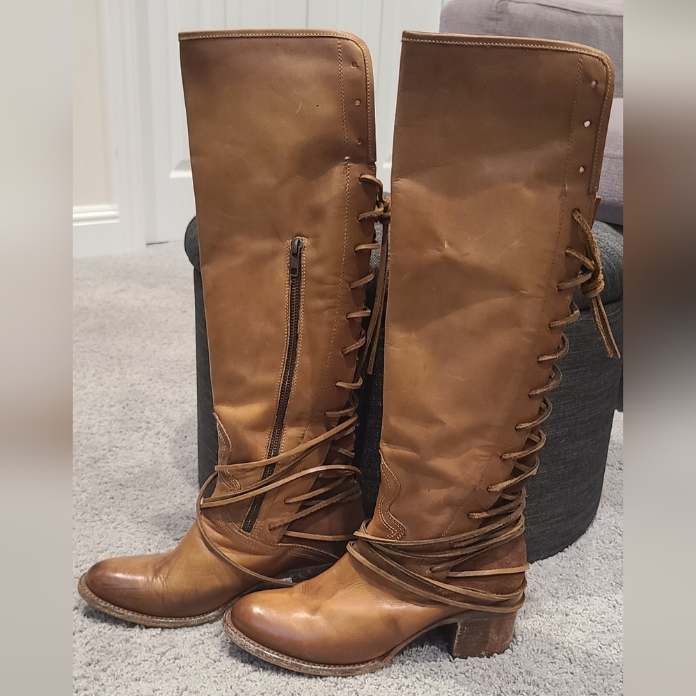 Freebird boots lace up women's  size 10